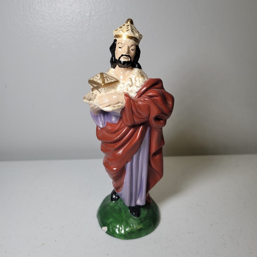 Pacific Mold Vintage Ceramic Nativity Piece Wise Man King Red Robe 7.25"